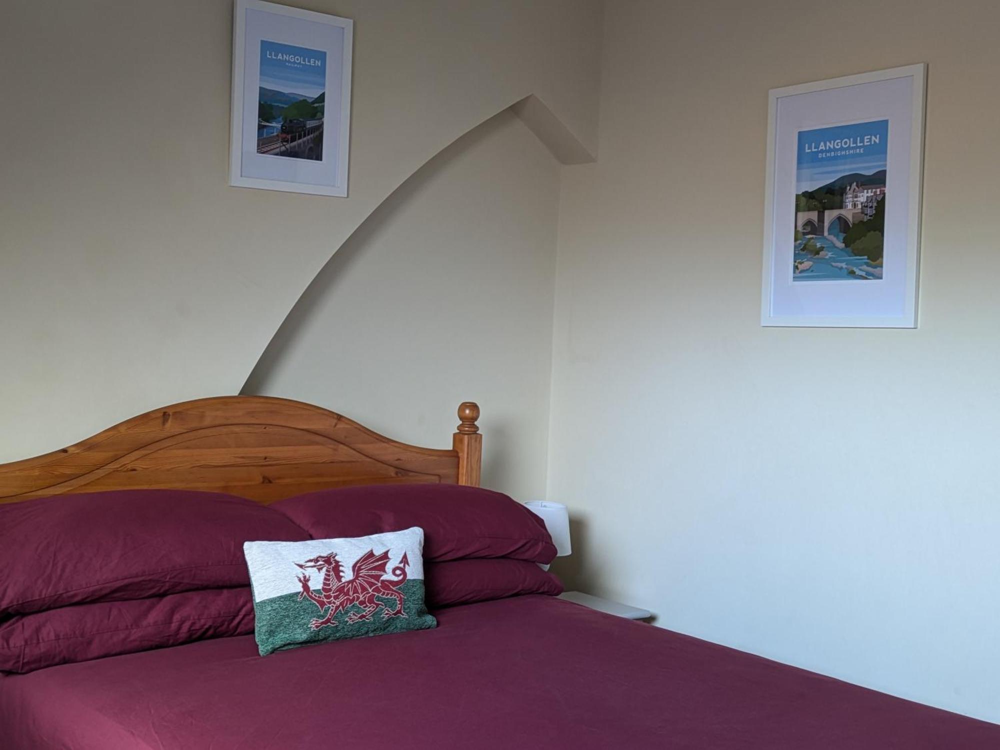 Llangollen Hostel Guest Rooms - No Dormitories - Self Catering Værelse billede