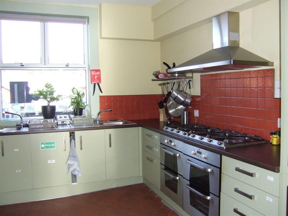 Llangollen Hostel Guest Rooms - No Dormitories - Self Catering Eksteriør billede