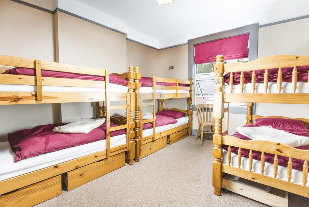 Llangollen Hostel Guest Rooms - No Dormitories - Self Catering Eksteriør billede